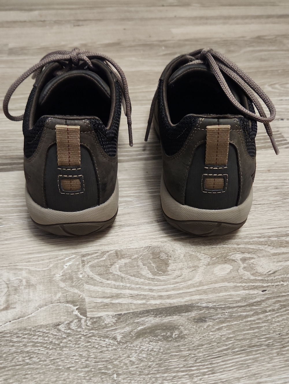 Dansko Vibram "Paisley" Casual Lace-Up Walking Shoes - Brown And Taupe 39 / 9 - Picture 3 of 6